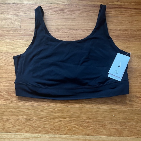 Nike Other - NWT Nike plus size sports bra